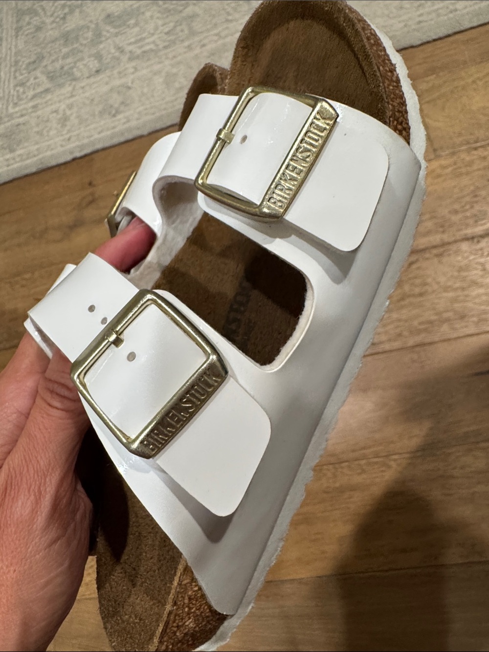 Birkenstock size 33 kids White Arizona Sandals with Gold Buckles
